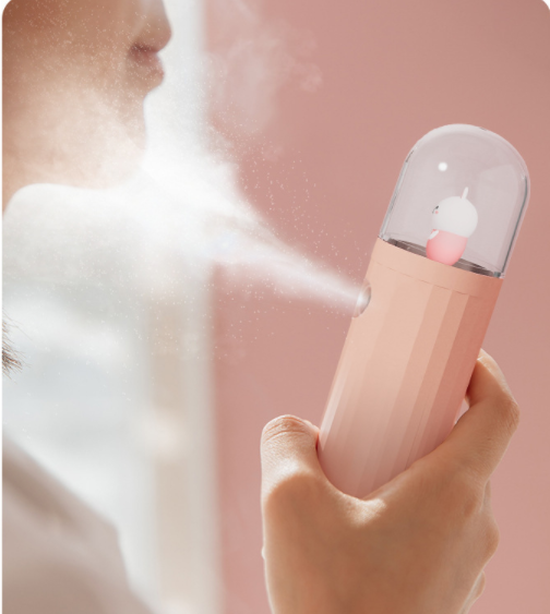 GlowMist Nano Sprayer- Mini Face Moisturizer/Humidifier Spray USB Charged - scroll down to read more 💚